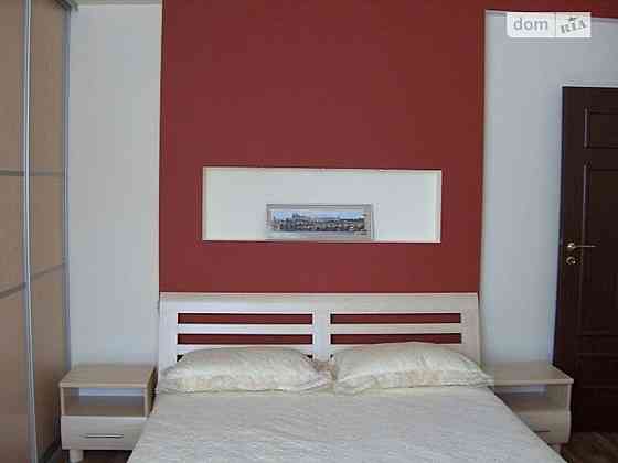 Оренда Квартира 2-кімнатна, 4/12 поверх на пр. Академика Палладина Київ