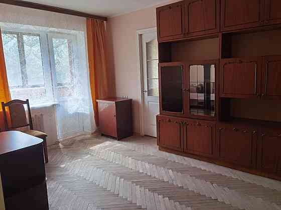 Оренда 2к Квартира 40 кв.м Ушинського вул., 11 Kiev