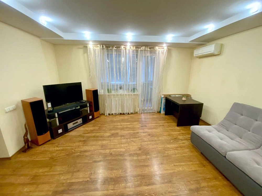 Продаж Квартира 3-кімнатна, 10/16 поверх на Мира пр., 3 Dnipro - photo 1