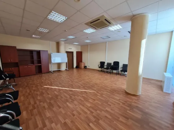 For rent Office Spaces area 55.2 sq.m floor 4 Kiev Провулок Хрестовий 2 Kiev