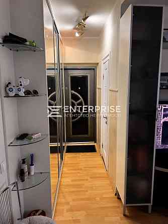 Продаж Квартира 2-кімнатна, 4/4 поверх на вул. Алексеевская Киев