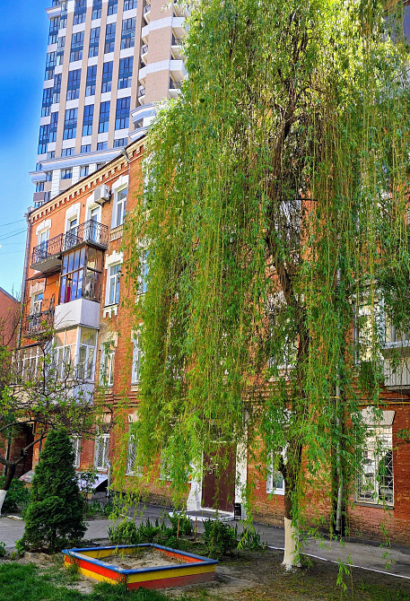 Продаж Квартира 3-кімнатна, 2/5 поверх на Саксаганского вул., д. 41В Киев - изображение 1