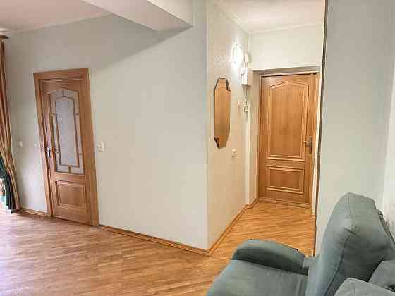 Продаж Квартира 4-кімнатна, 1/9 поверх на вул. Святослава Ріхтера Zhytomyr