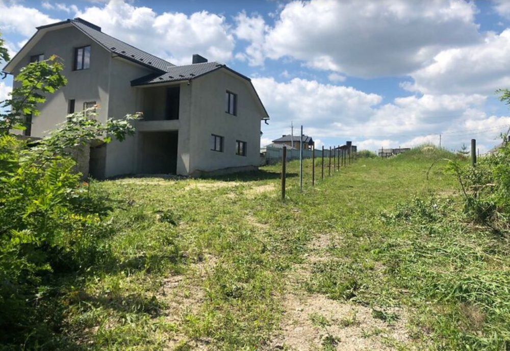 Продаж 2 поверхового будинку з садом і ділянкою на 6.01 сотки, 249.2 кв. м Байківці - фото 2