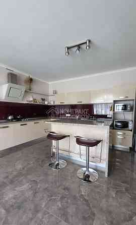 Продаж Будинок 6-кімнатний на вул. Гайдара Люботин