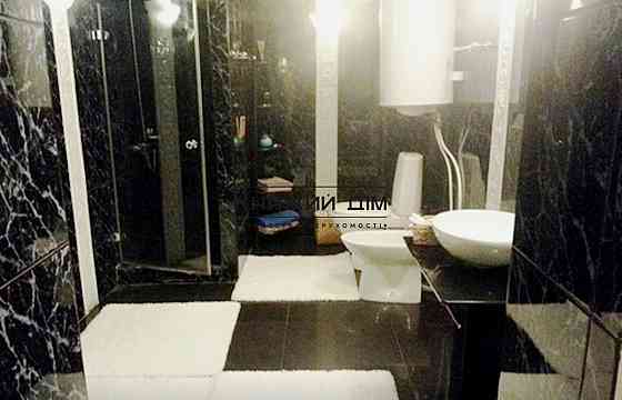 Продаж Квартира 3-кімнатна, 4/7 поверх на Константиновская ул. Київ