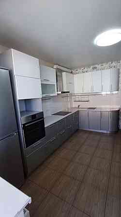 Продаж Квартира 4-кімнатна, 18/19 поверх на Бориспільська, 25А Kiev