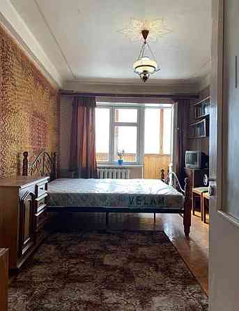 Продаж Квартира 2-кімнатна, 6/9 поверх на Харківське шоссе, 21/3 Киев