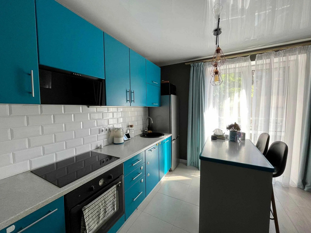 Оренда Квартира 2-кімнатна, 2/8 поверх на вул. Гетьманська, 1А Киев - изображение 2