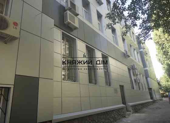 Оренда офісне приміщення на Ломоносова ул./Юлії Здановської поверх - 1/3 Київ