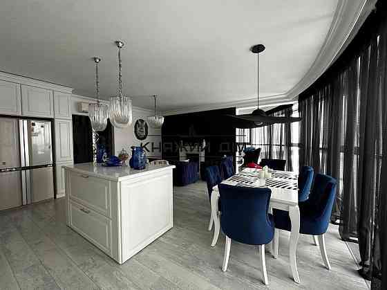 Оренда Квартира 3-кімнатна, 11/25 поверх на Заречная ул. Киев