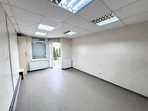 Продаж  площа 55 кв.м 1-й поверх на Злуки проспект 5А Тернопіль - фото 2