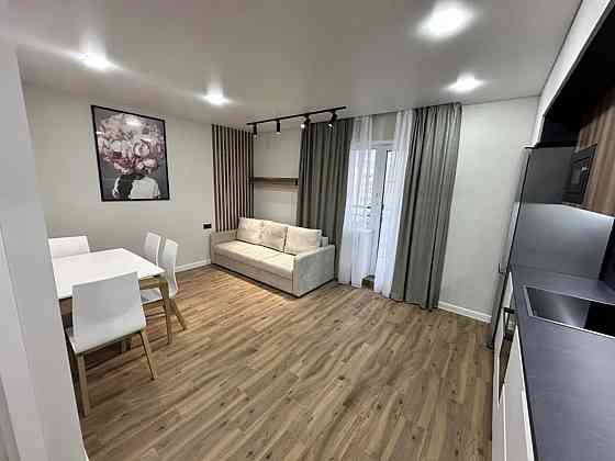 Продаж Квартира 2-кімнатна, 18/19 поверх на Жемчужная ул., 12 Одесса