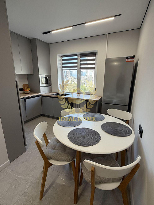 Продаж Квартира 3-кімнатна, 6/9 поверх на Хорольская ул., 8/4 Київ - фото 2