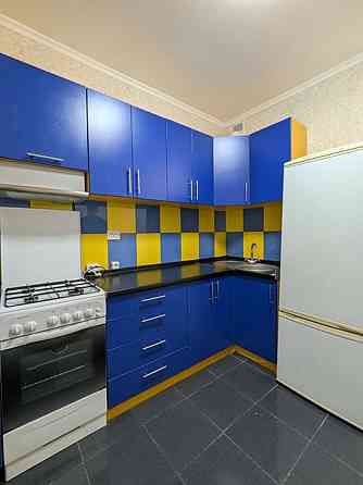 Оренда Квартира 1-кімнатна, 10/10 поверх на Драгоманова, 11 Київ