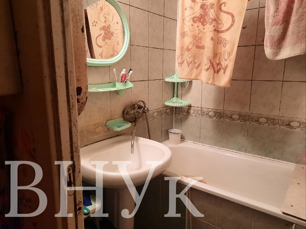 Продаж Квартира 3-кімнатна, 6/9 поверх на вул. Шафарика Львів - фото 7