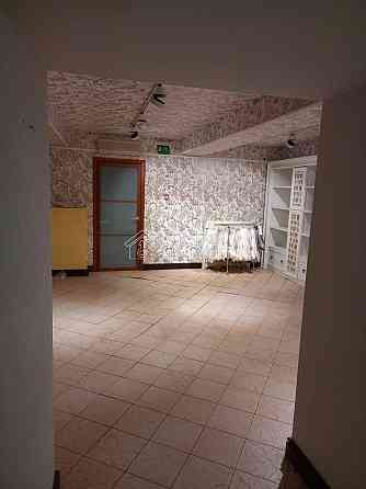 Оренда приміщення вільного призначення на вул. Героїв Харкова приміщень - 3, поверх - 1/8 Харків