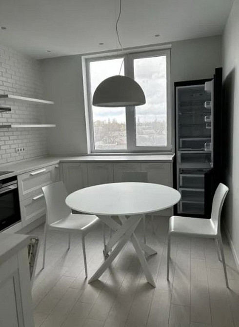 Трехкомнатная квартира с ремонтом . Начало Таирова. Одеса - фото 1