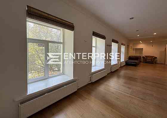 Оренда Квартира 3-кімнатна, 1/3 поверх на вул. Лютеранская Kiev