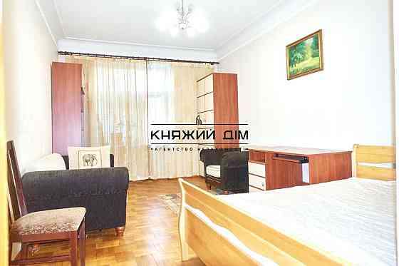 Без Комісії! Шикарная 3-х комнатная студио в центре, м.Крещатик Код объекта:1153639 Kiev