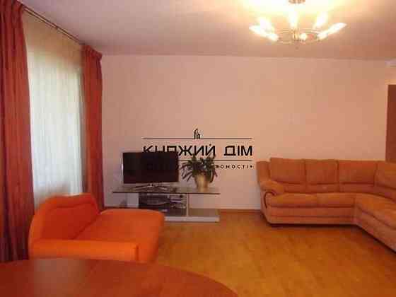 Отличная трехкомнатная студио , М. Харьковская , Код объекта 2198709 Киев