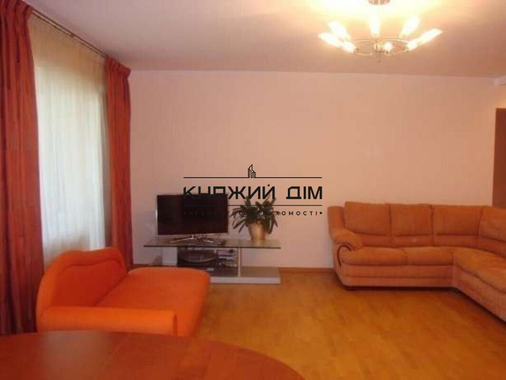 Отличная трехкомнатная студио , М. Харьковская , Код объекта 2198709 Київ - фото 1