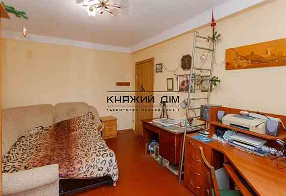 Продаж 3-кімнатної квартири, вул. Зодчих 30. № 21145759 Kiev