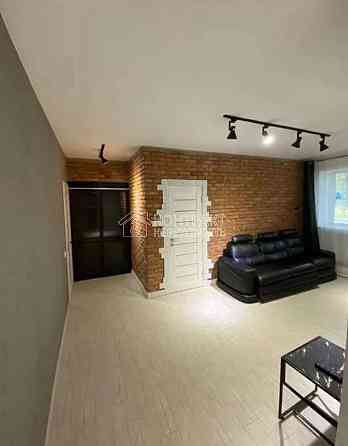 Продаж Квартира 3-кімнатна, 1/5 поверх на вул. Академіка Проскури Харків