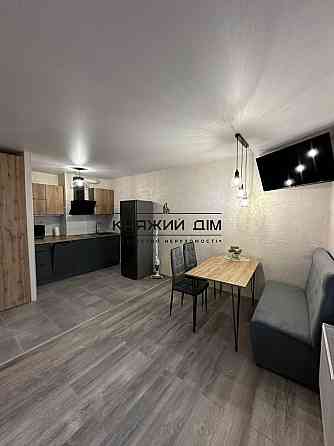 Оренда Квартира 1-кімнатна, 12/24 поверх на Приміська Kiev