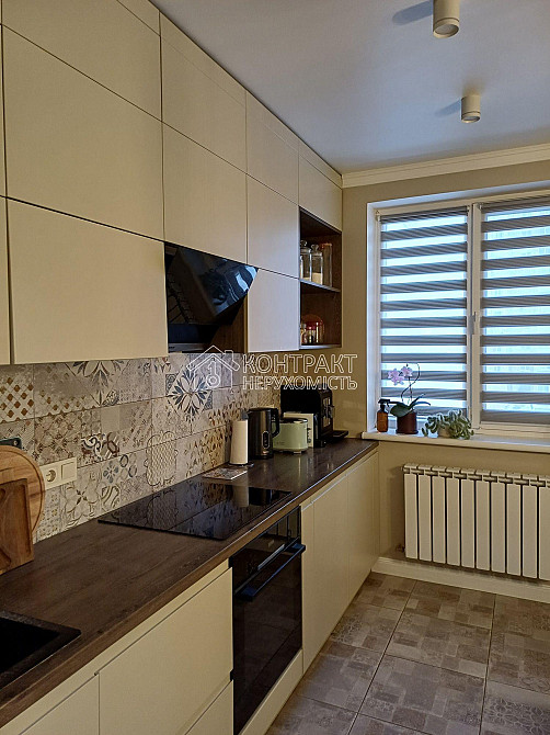 Продаж Квартира 2-кімнатна, 3/9 поверх на вул. просп. Льва Ландау Харків - фото 1