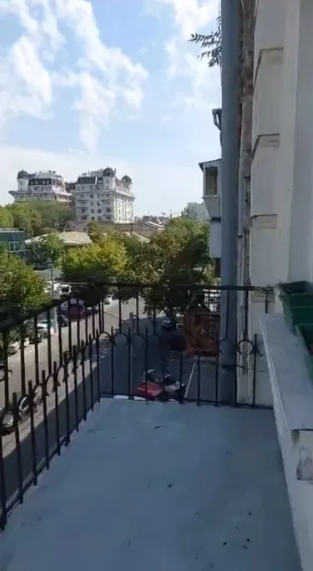 2-х комнатная квартира в центре города с чердачным помещением Одеса - фото 2