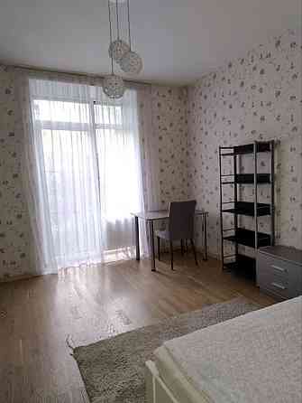 Оренда Квартира 3-кімнатна, 1/5 поверх на Данченка, 6 Киев