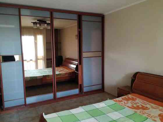 Оренда Квартира 2-кімнатна, 10/16 поверх на Драгоманова ул., 14a Kiev