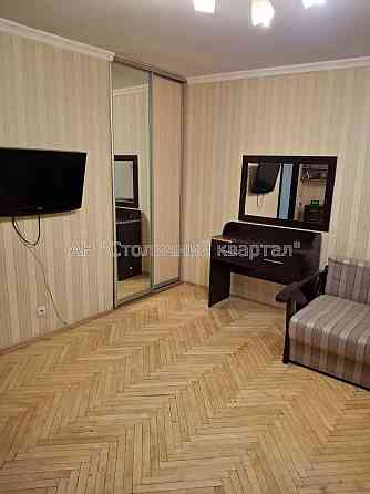 Продаж Будинок 2-кімнатний на Захарівська вул., 10 Киев