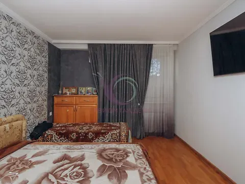 Продаж 3к Квартира 80 кв.м Вокзальна (Гагаріна Юрія) вулиця 54Б Чернівці - фото 2