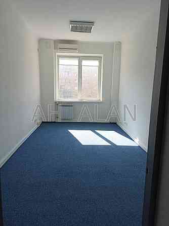 Оренда офісне приміщення на Варязький пров., 4 приміщень - 6, поверх - 3/5 Kiev