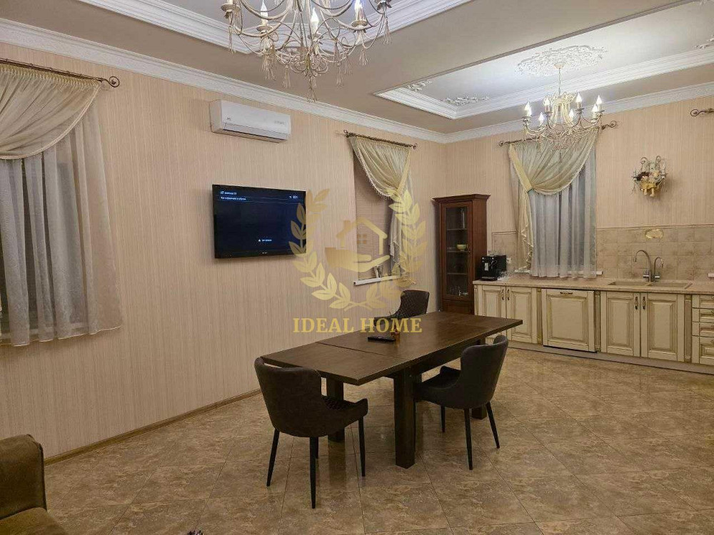 Продаж Будинок 6-кімнатний  - фото 3