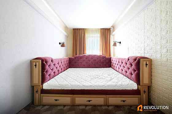 Оренда Квартира 2-кімнатна, 4/5 поверх на Гоголівська, 9Б Kiev