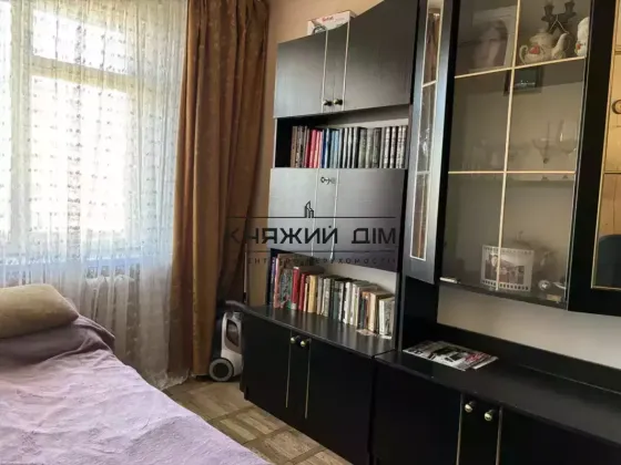 Продаж 2 х км. квартири Лісовий масив вул. Кубанської України код 21146327 Київ