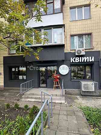 Оренда торгове приміщення на Берестейский пр-т, 12 приміщень - 1, поверх - 1/5 Київ