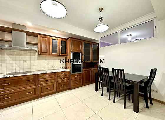 Оренда Квартира 3-кімнатна, 20/25 поверх на Голосеевский просп. (40-летия октября) Київ