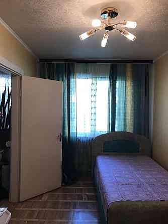 Продаж Квартира 3-кімнатна, 3/5 поверх на Стражеска Академіка вул., д. 11 Киев