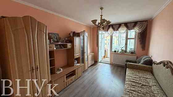 Продаж Квартира 3-кімнатна, 9/9 поверх на Міцкевича Ужгород