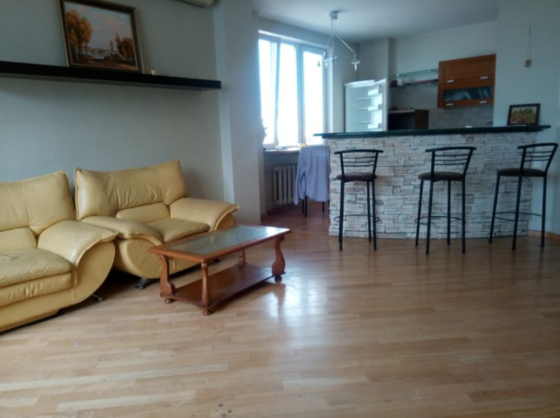 Оренда Квартира 3-кімнатна, 12/16 поверх на Княжий Затон ул., 16 Київ