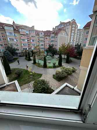 Продаж Квартира 3-кімнатна, 2/5 поверх 