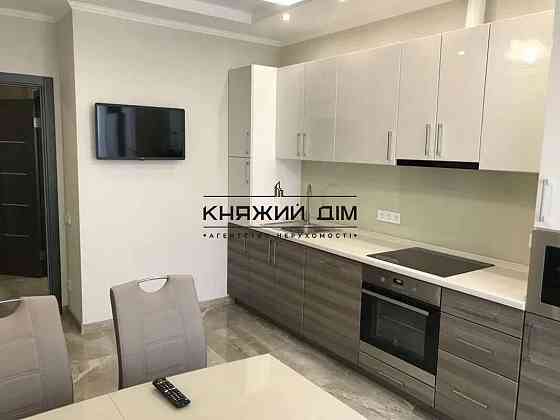 Оренда Квартира 1-кімнатна, 17/25 поверх на Соломенская ул. Київ