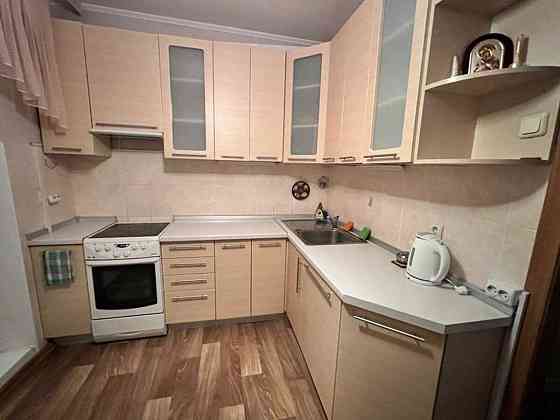 Оренда Квартира 1-кімнатна, 6/16 поверх на Дніпровська набережна, 23 Kiev