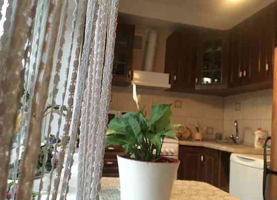 Оренда Квартира 3-кімнатна, 2/5 поверх на Братиславська, 15 Kiev