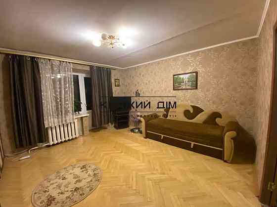 Оренда Квартира 2-кімнатна, 3/9 поверх на Голосеевский просп. (40-летия октября) Киев