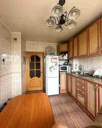 Продаж Квартира 3-кімнатна, 8/9 поверх на Архіпенка вул., д. 10А Киев